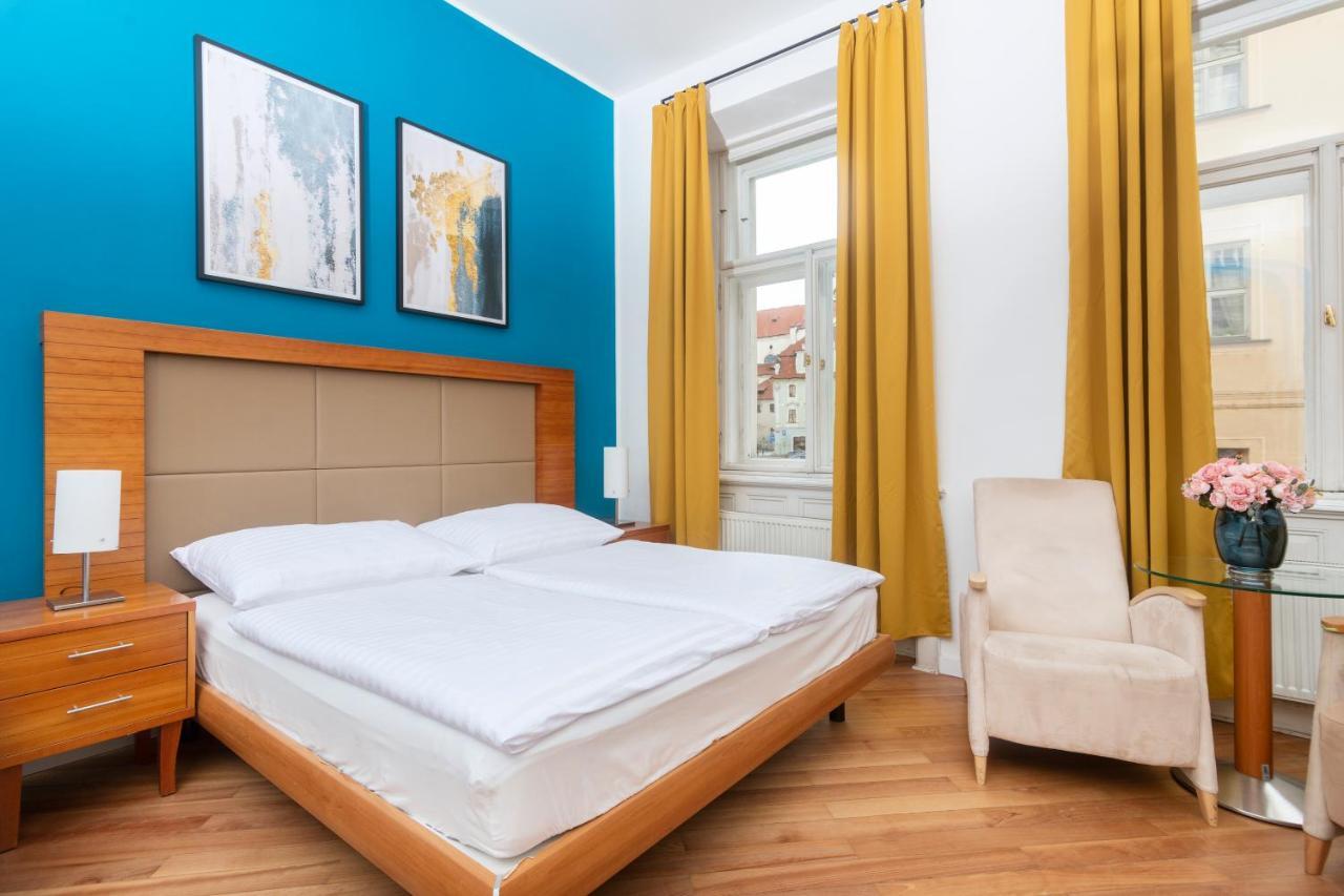 Moonlight Apartments Old Town Прага Экстерьер фото