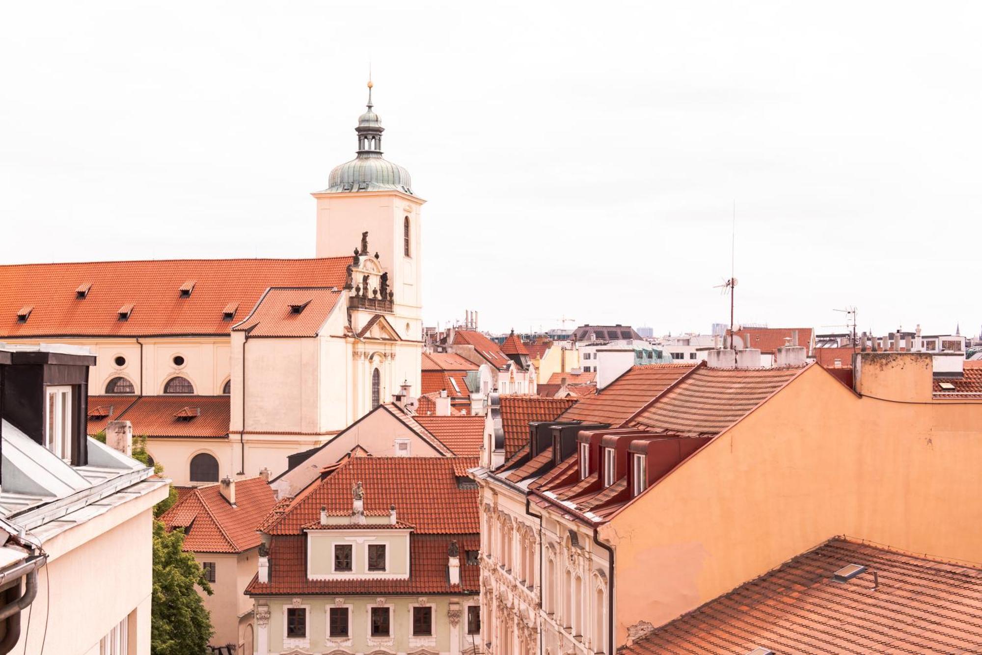 Moonlight Apartments Old Town Прага Экстерьер фото